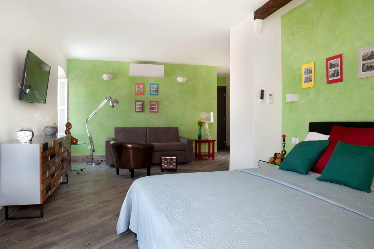 Relais Al Porto Ξενοδοχείο Πεσκιέρα ντελ Γκάρντα Εξωτερικό φωτογραφία